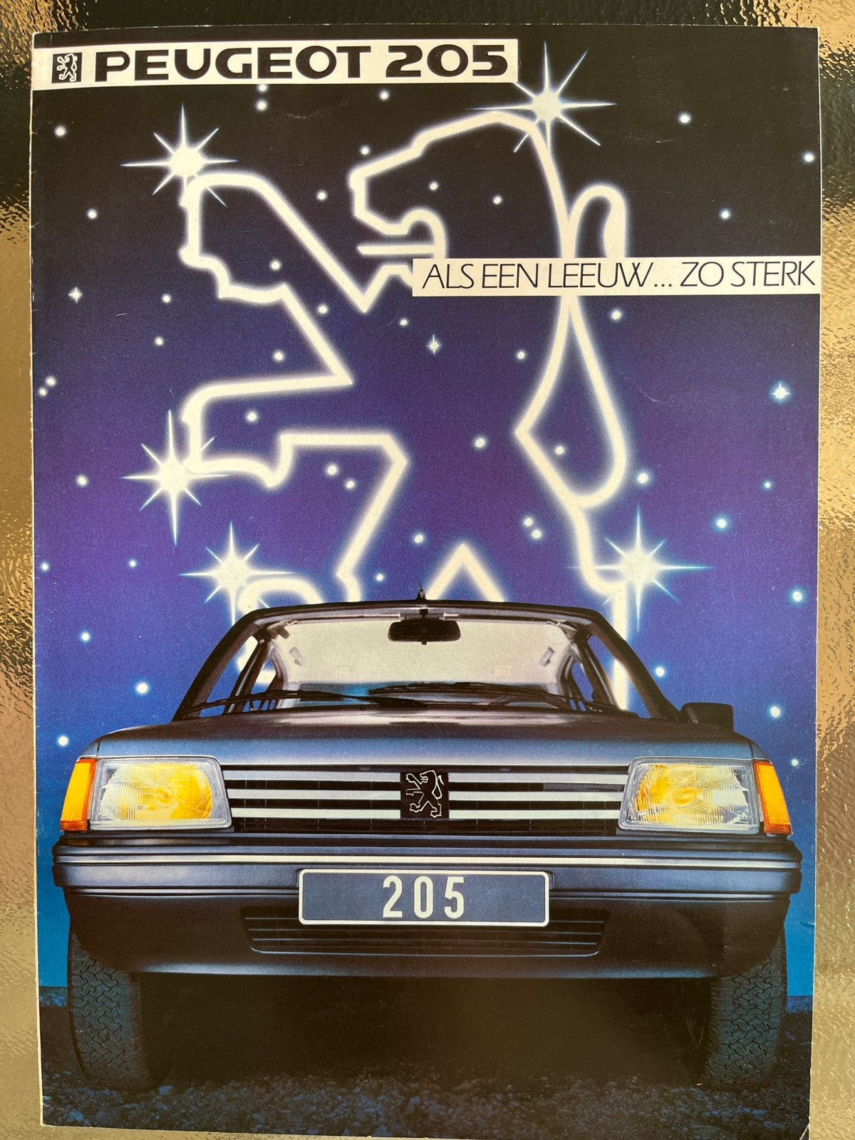 Peugeot 205. Brochure 1984. Nederlands., Ophalen of Verzenden, Zo goed als nieuw, Peugeot