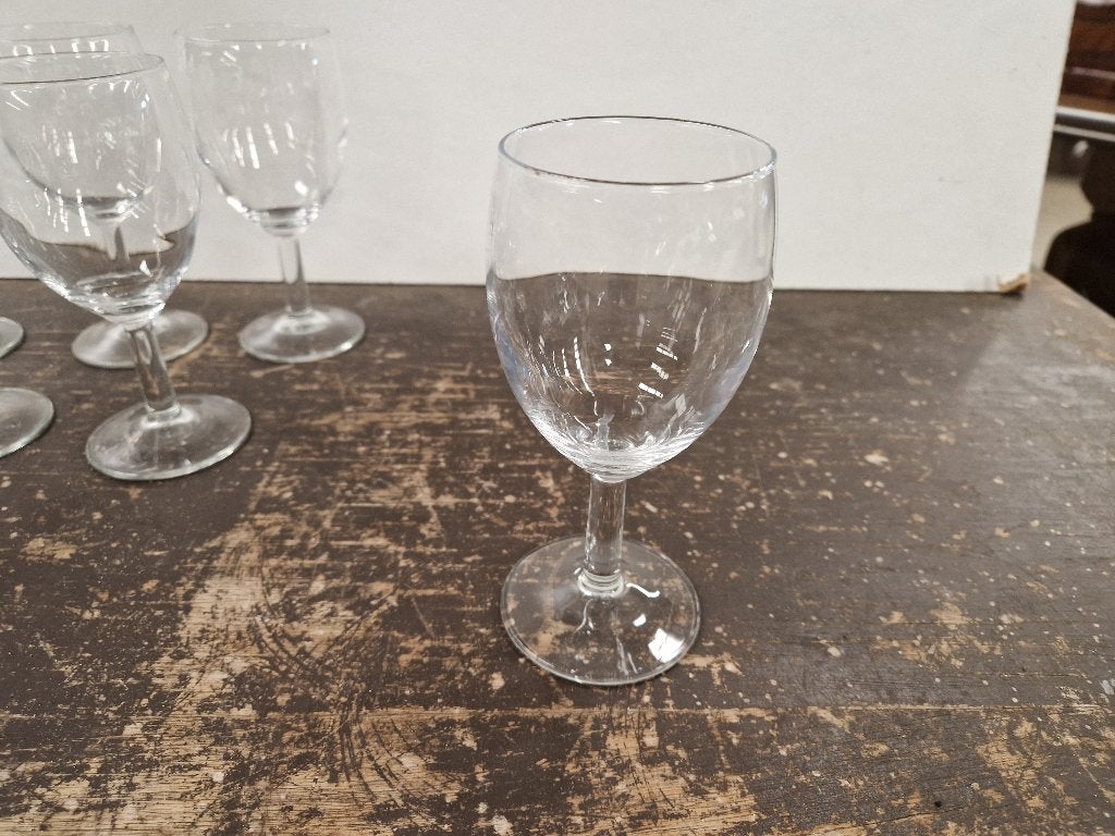 9 stuks wijnglazen 20cl 15cm hoog, Ophalen of Verzenden, Zo goed als nieuw, Overige typen