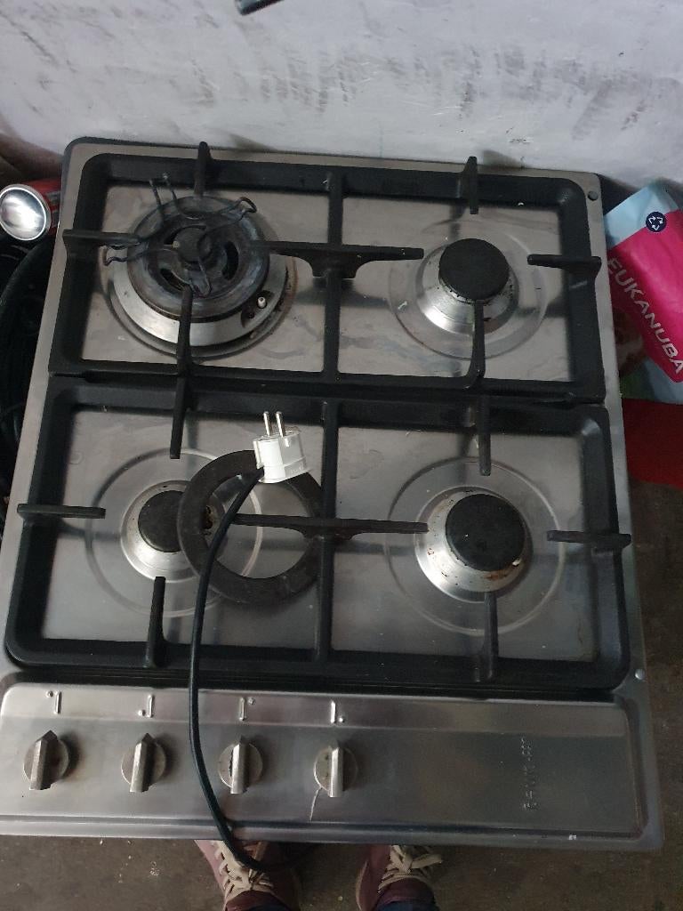 Gasfornuis, Witgoed en Apparatuur, Fornuizen, Ophalen, Gebruikt, Minder dan 85 cm, 4 kookzones