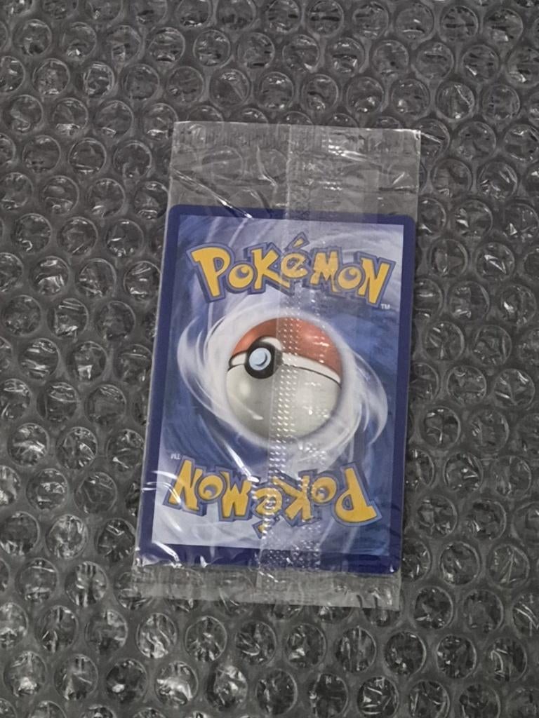 Sealed Alolan Vulpix V 033/195 Silver Tempest Snowflake Stam, Ophalen of Verzenden, Zo goed als nieuw, Losse kaart, Foil
