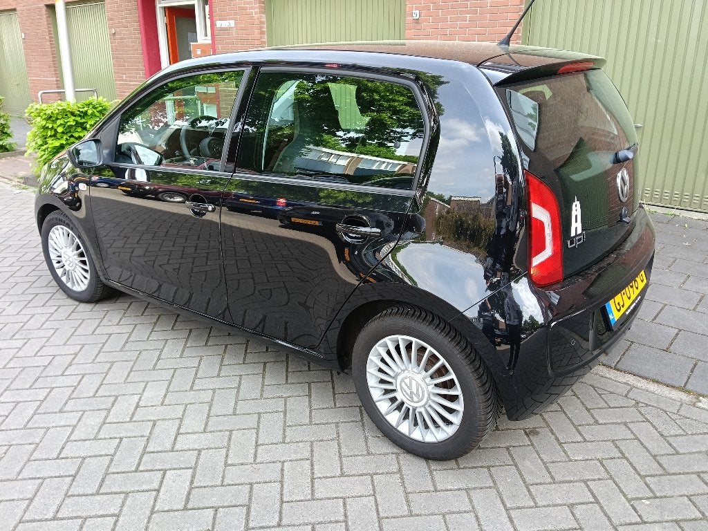 Volkswagen up! 1.0 44KW/60PK 5-DRS 2015 Zwart, Voorwielaandrijving, Stof, Up!, 840 kg