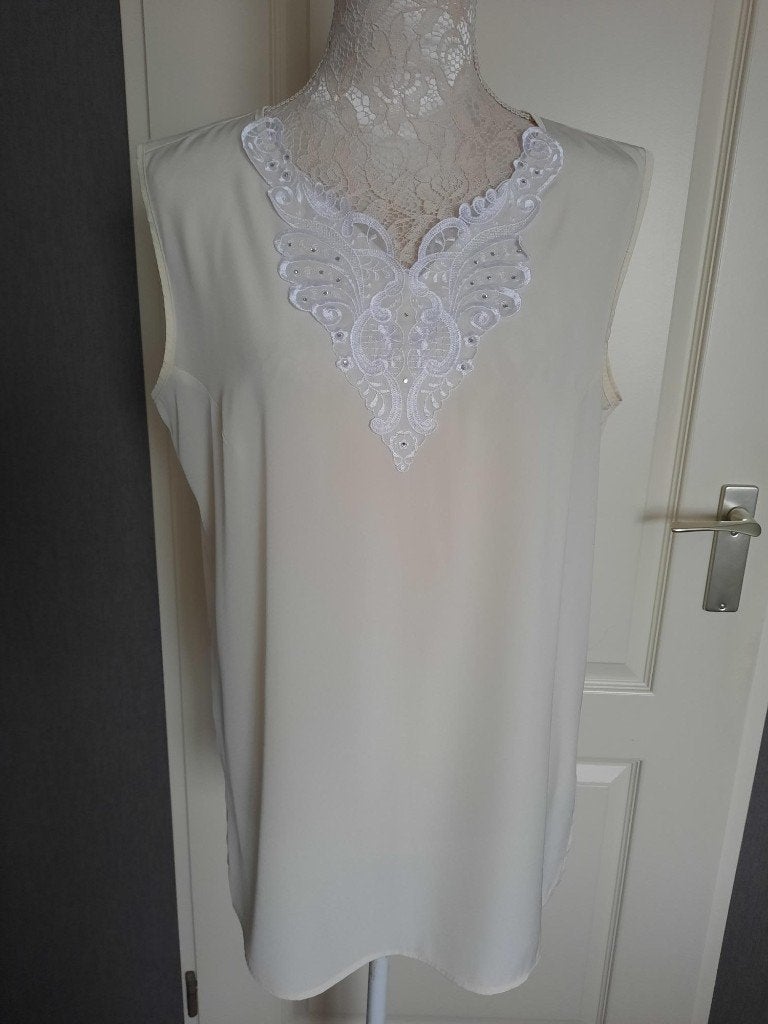 Top Feanine  Kleur : Off White Maat : 40, Kleding | Dames, Tops, Maat 38/40 (M), Fenne, Wit, Ophalen of Verzenden