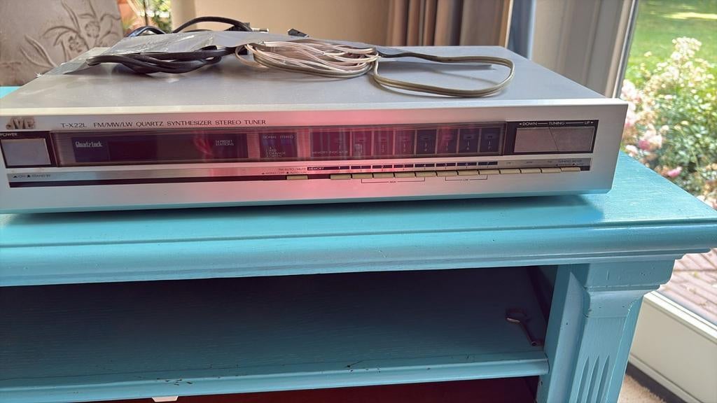 JVC T-X22L FM/MW/LW Quartz Synthesizer Stereo Tuner, Ophalen of Verzenden