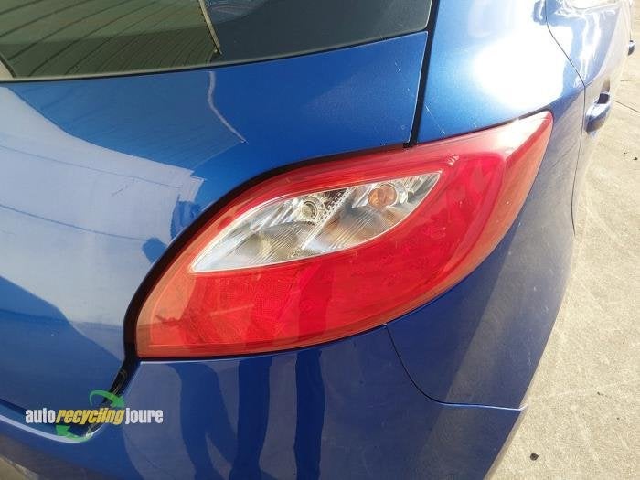Achterlicht rechts van een Mazda 2, Gebruikt, -, -, Mazda
