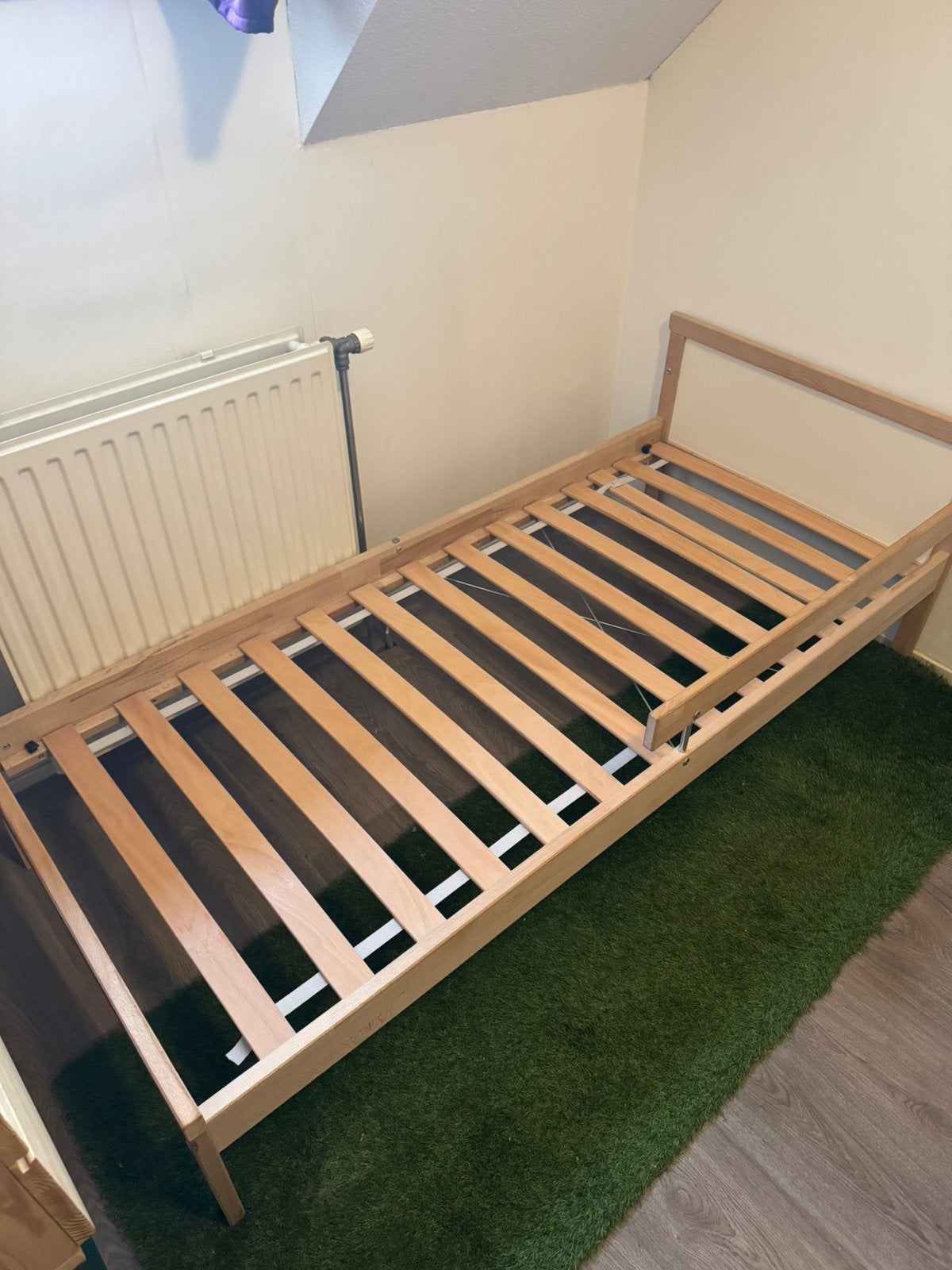 Ikea SNIGLAR Peuterbed met lattenbodem, beuken, Ophalen, 90 cm, Eenpersoons, Zo goed als nieuw
