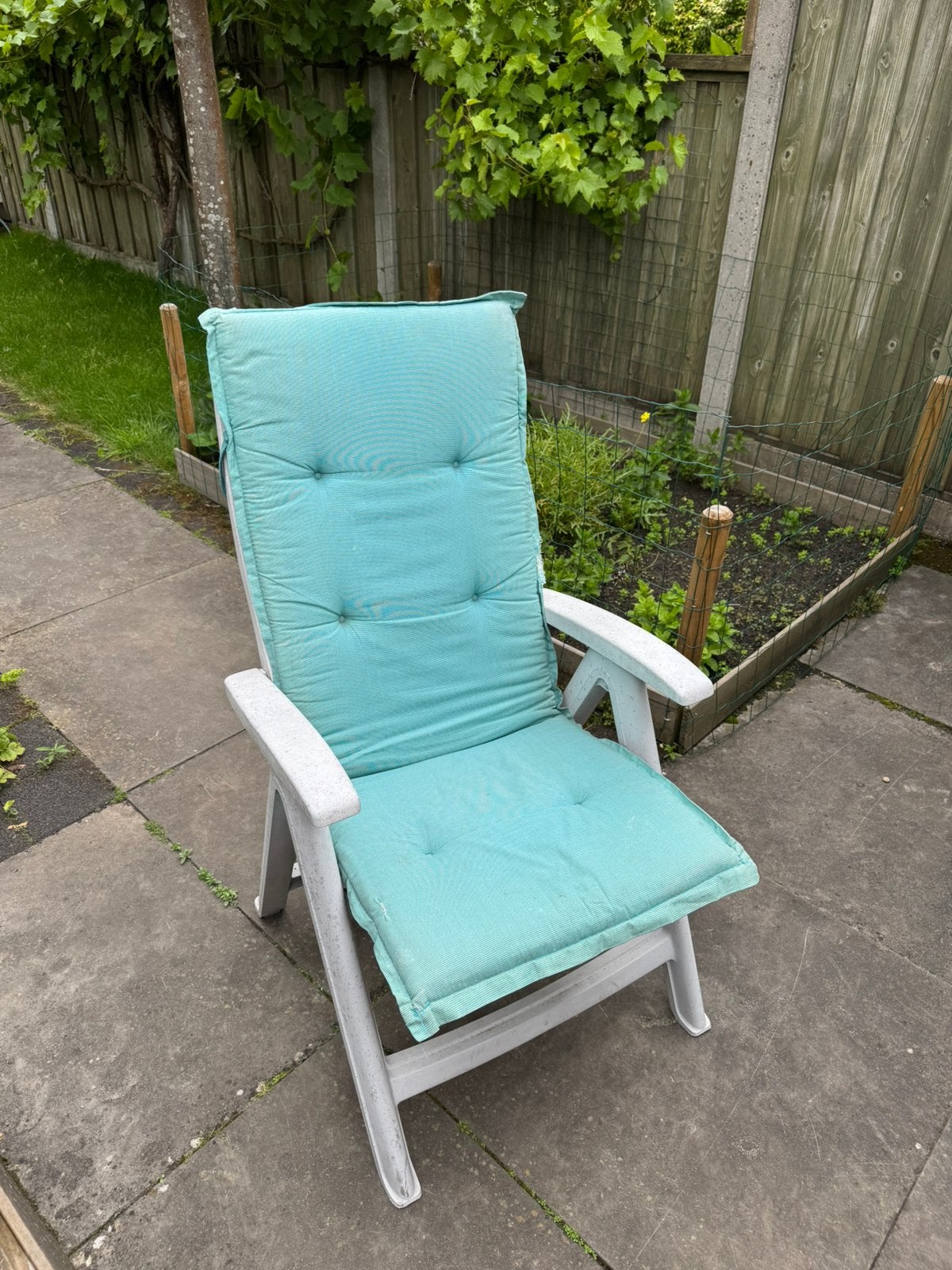 Klapstoel tuin met kussen, Tuin en Terras, Ophalen, Gebruikt, Plastic, Inklapbaar