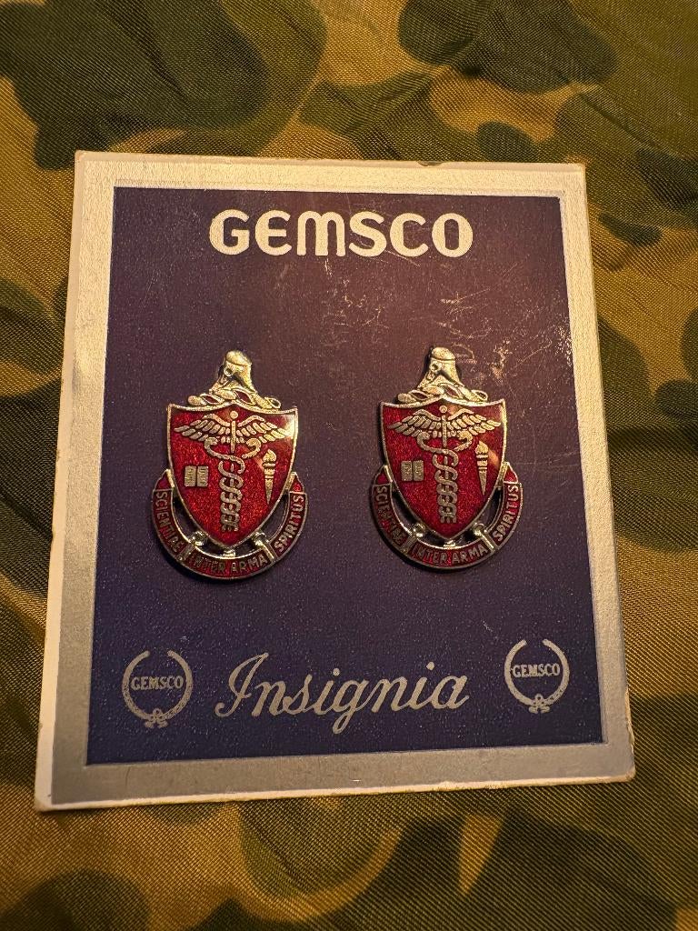 US Gemsco DUI pin walter reed army medical center set, Verzamelen, Militaria | Tweede Wereldoorlog, Ophalen of Verzenden, Landmacht