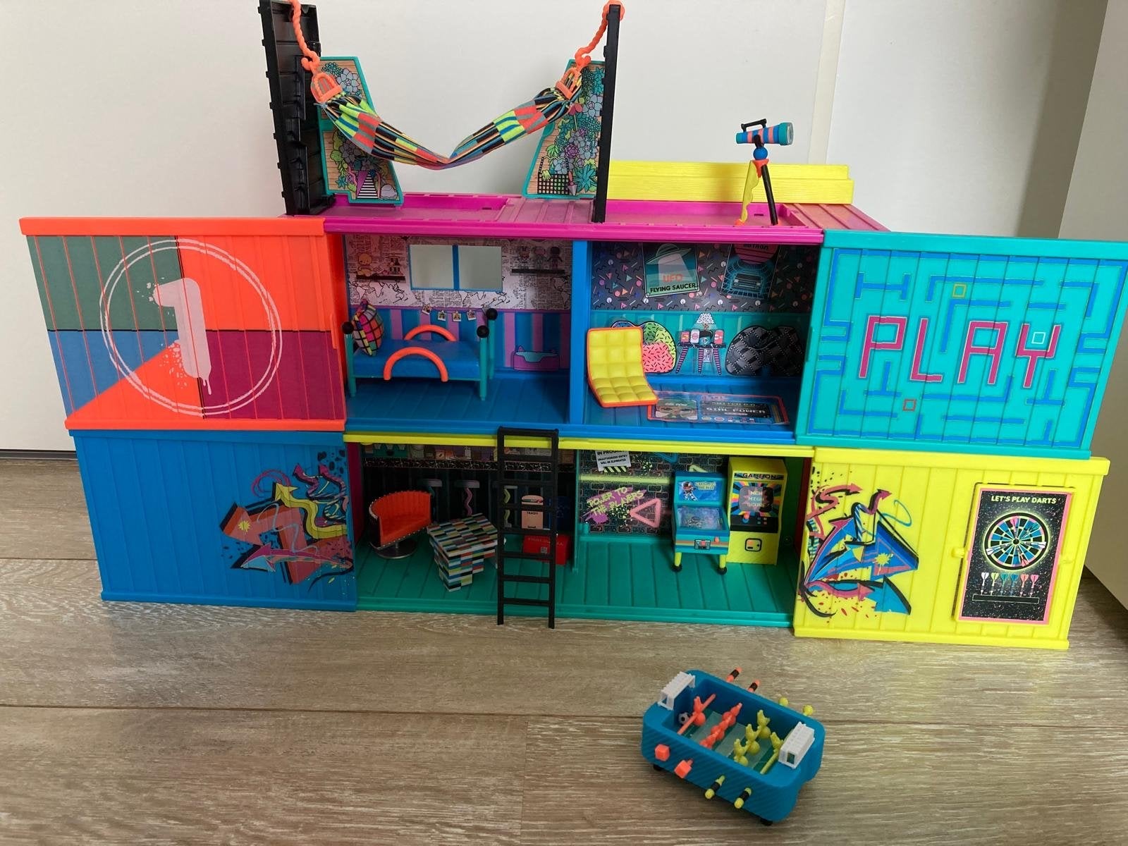 L.O.L. Surprise! Clubhouse met Poppen en Accessoires, Ophalen of Verzenden, Zo goed als nieuw, Overige typen