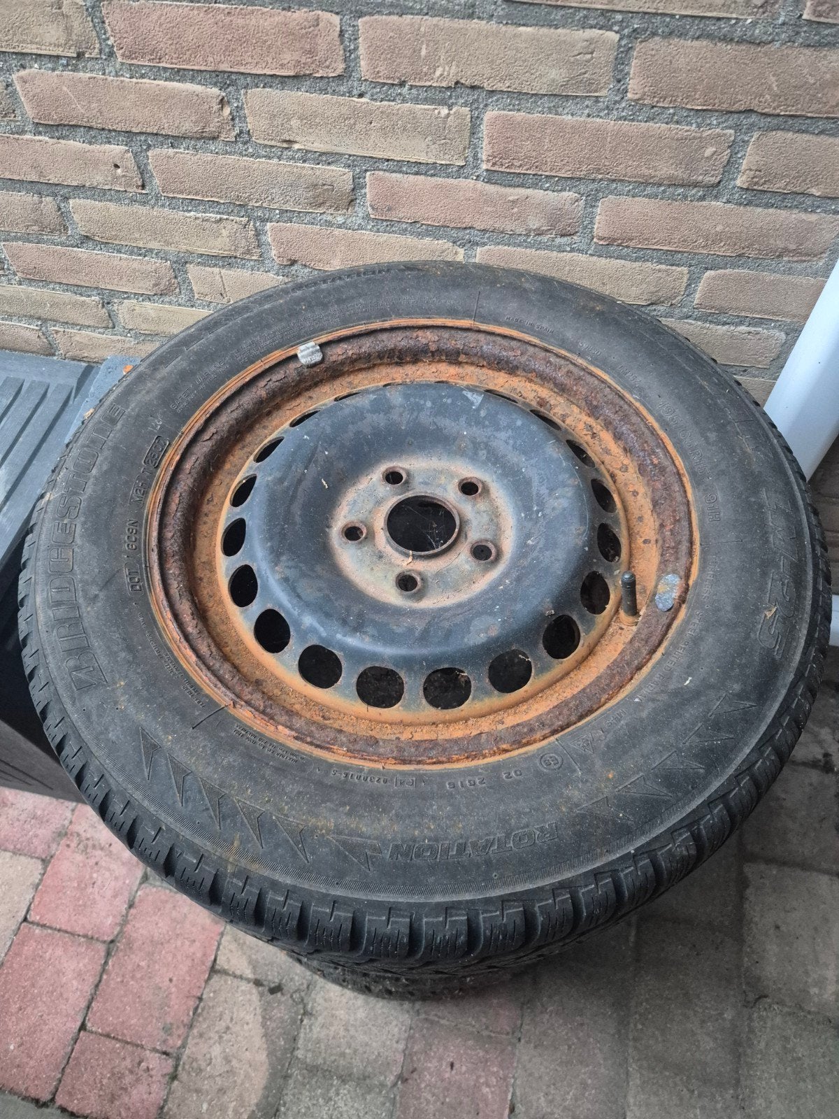 Gratis: 4 autobanden 195/65R16, Auto diversen, Ophalen, Gebruikt