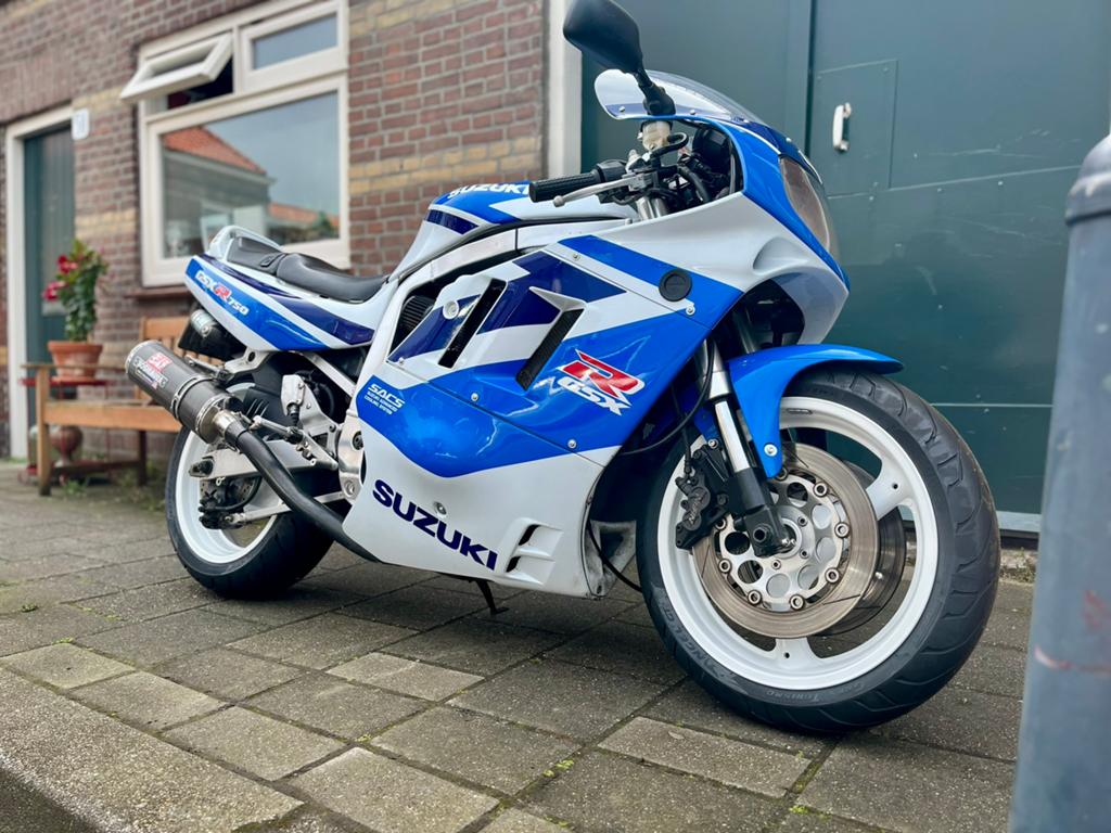 Suzuki GSX-R 750 (1991) | Klassieker | 27.101 km, Motoren, Motoren | Suzuki, Particulier, Super Sport