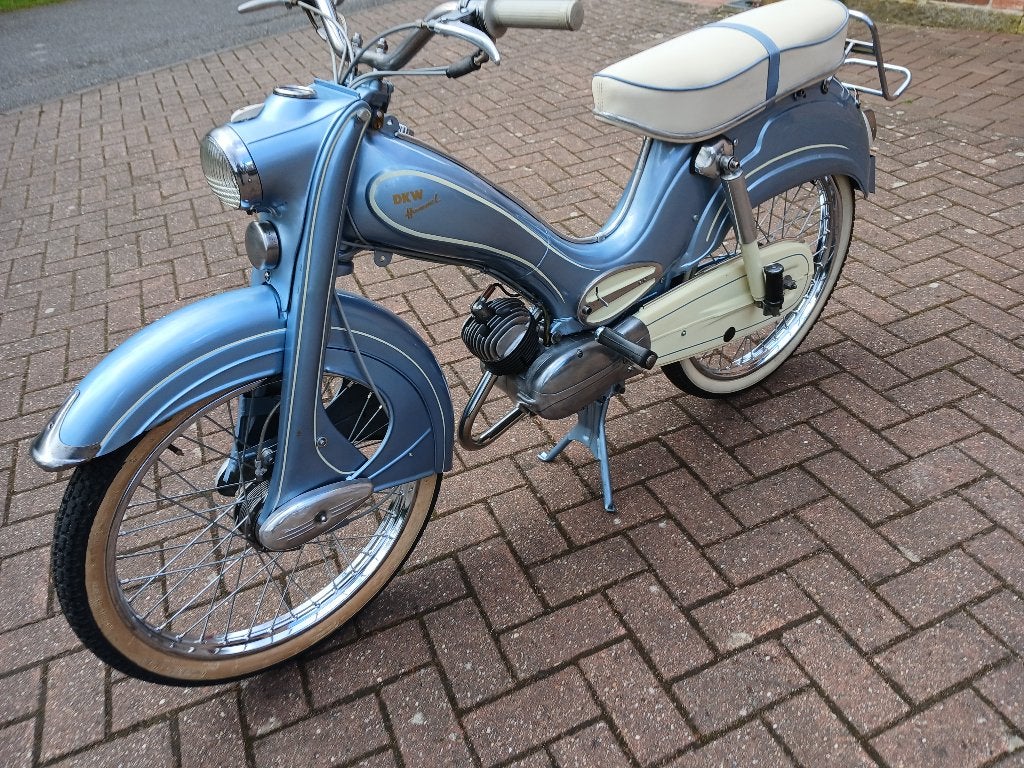 DKW-Hummel Typ:113 Bj: 1967  3 Gang-Handschaltung, Ophalen