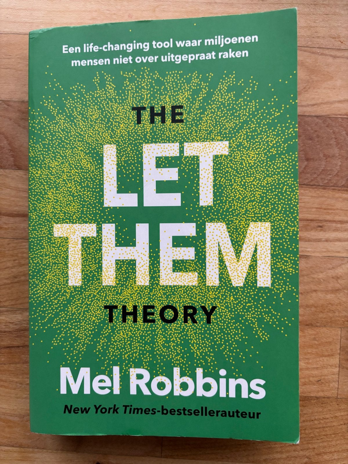 The Let Them Theory - Mel Robbins (Zo goed als nieuw), Ophalen of Verzenden, Zo goed als nieuw, Overige onderwerpen