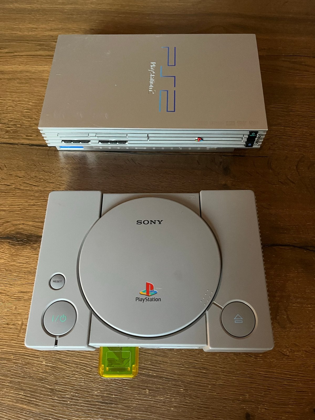PlayStation 1 (PS1) en PlayStation 2 (PS2) console, Ophalen of Verzenden, Gebruikt, Zonder controller, Met games
