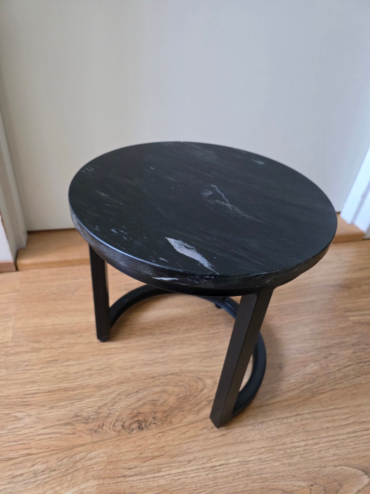 Marmer look tafeltje, Ophalen, Rond, Minder dan 55 cm, 45 tot 60 cm