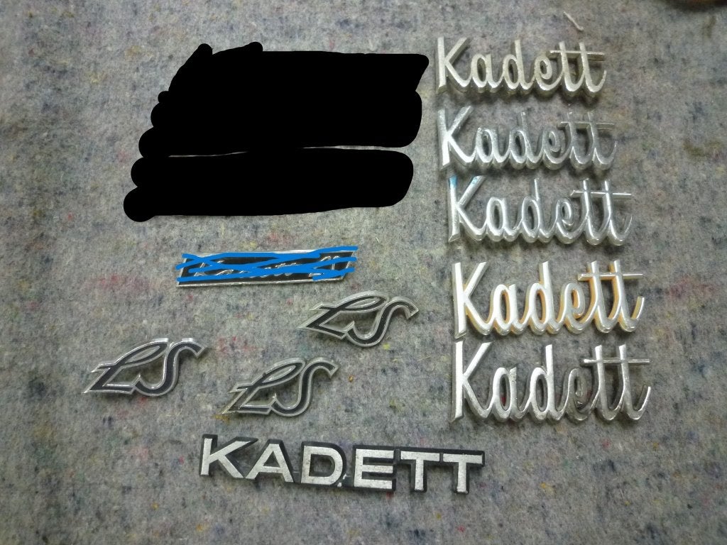Opel Rekord Kadett en diverse emblemen gebruikt, Ophalen of Verzenden