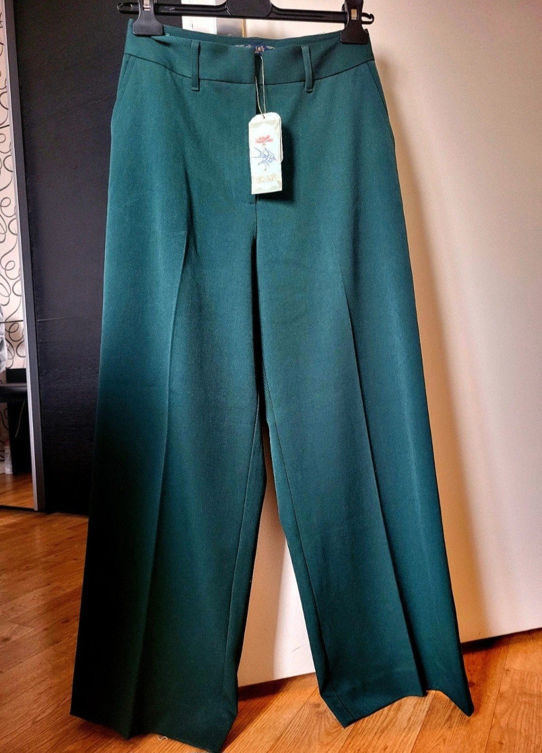 King Louie NIEUW elegante donkergroene pantalon wijde pijpen, Kleding | Dames, Nieuw, Ophalen of Verzenden, King Louie, Maat 34 (XS) of kleiner