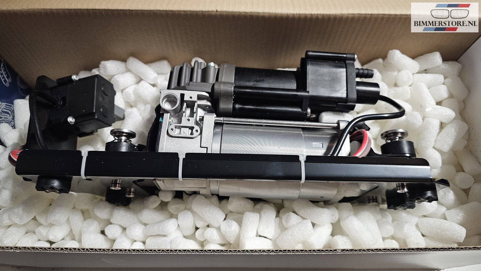 Luchtvering luchtpomp compressor BMW 5 / 7 serie F07 GT F11, -, Nieuw, Ophalen of Verzenden, -
