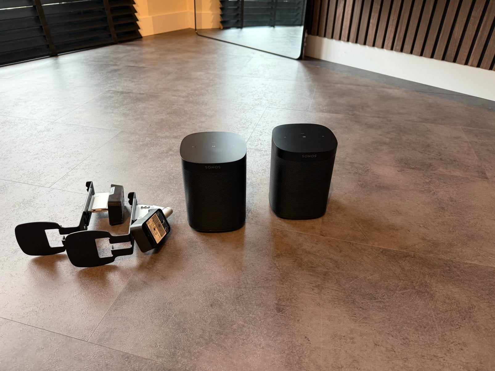 Sonos One SL zwart 2x - Met muurbeugels