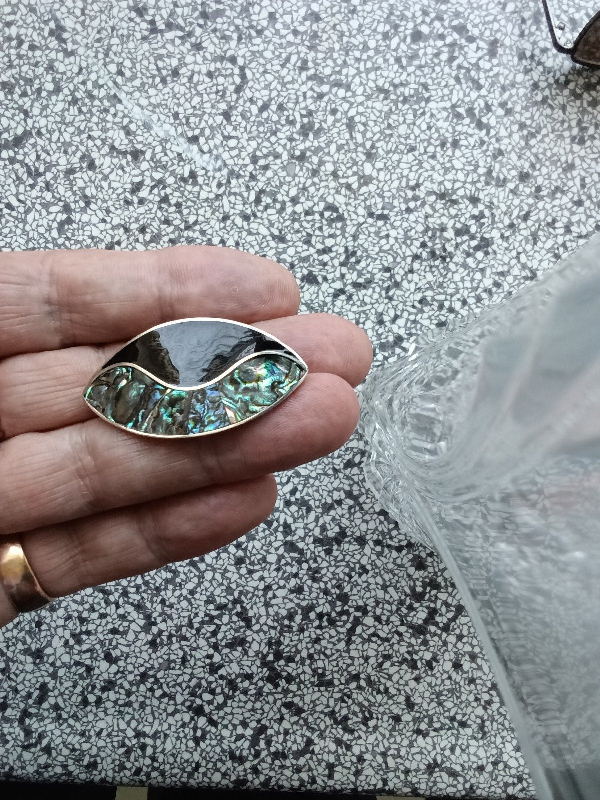 Abalone & Onyx ,  Alpaca Mexico, Broche / Hanger ., Ophalen of Verzenden, Zilver, Overige materialen