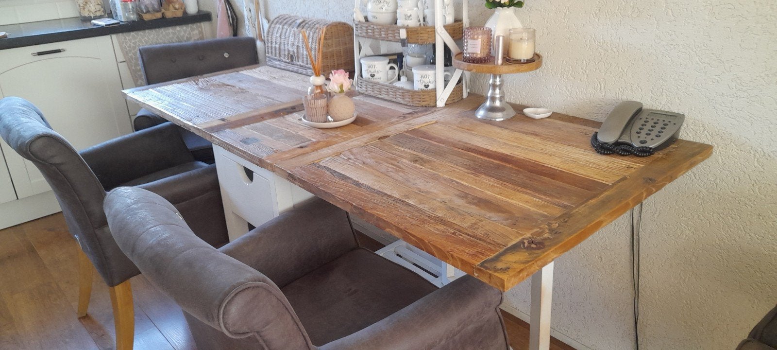 Riviera Maison eettafel met 4 echt lederen stoelen, Ophalen, Gebruikt, Vier personen, Overige houtsoorten