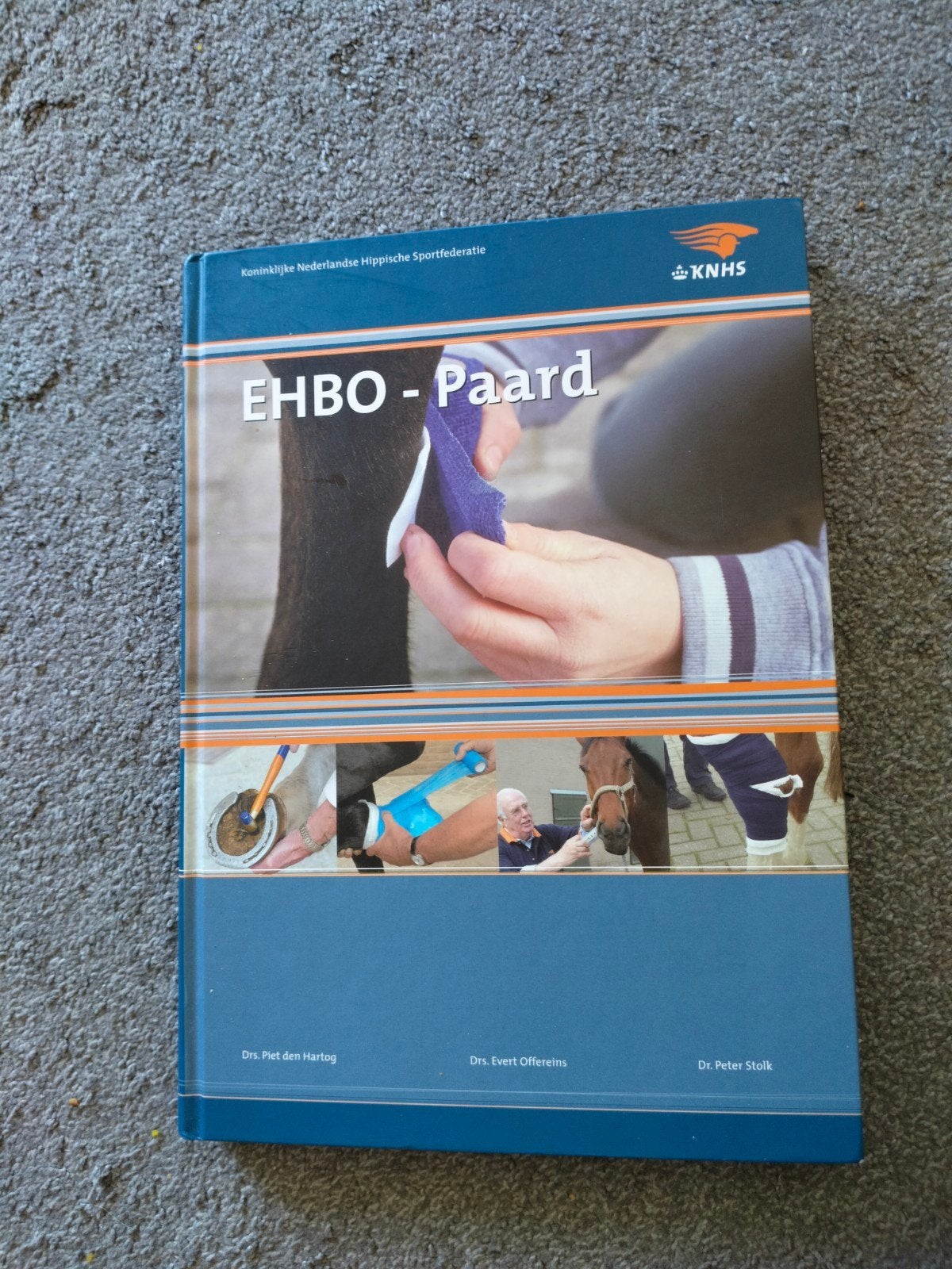 EHBO - Paard (KNHS uitgave), Boeken, Ophalen of Verzenden, Zo goed als nieuw, Paarden of Pony's
