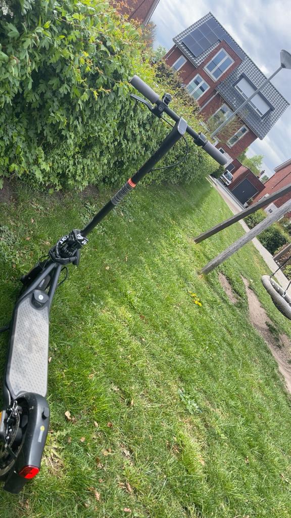 Ninebot F25E II, Ophalen of Verzenden, Zo goed als nieuw, Elektrische step (E-scooter)