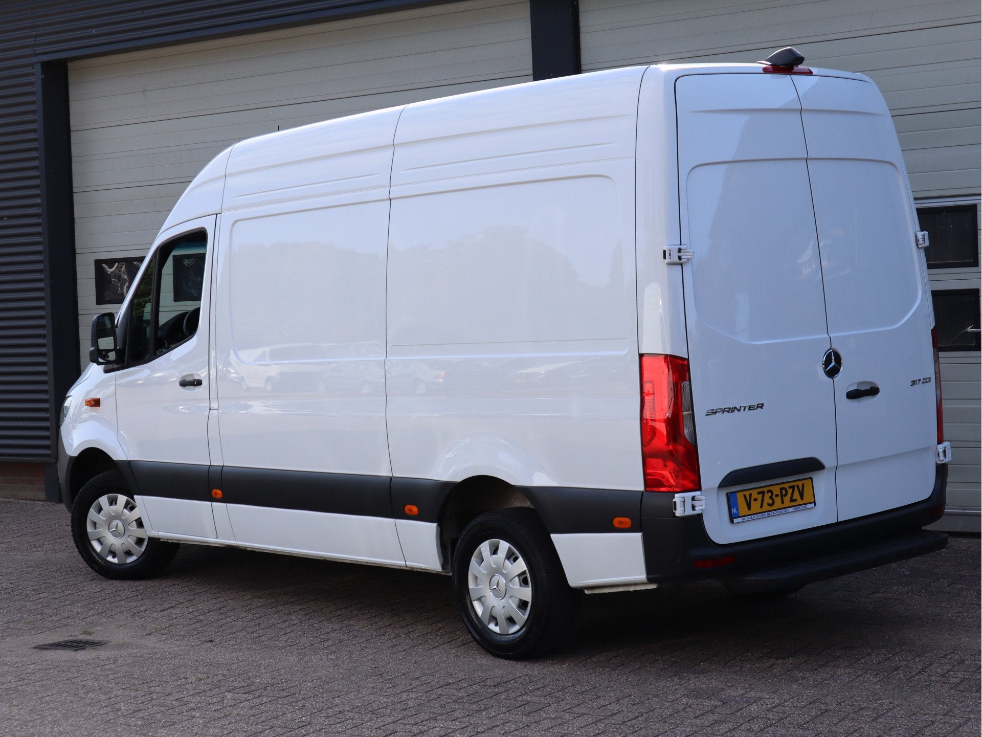 Mercedes-Benz Sprinter 317 CDI Automaat RDW L2H2 - Nieuw Mod, Automaat, Gebruikt, 4 cilinders, 2000 kg