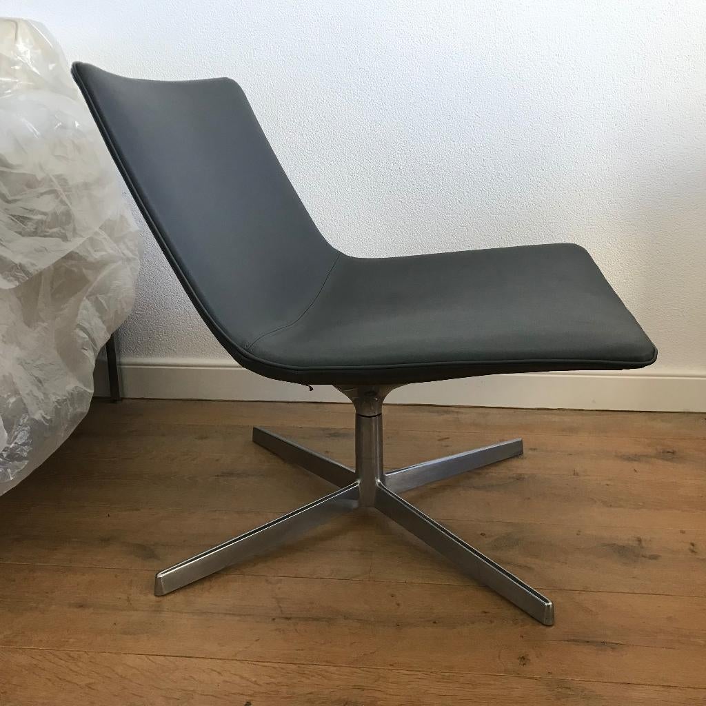3 IZGS Arper Catifa 60 design fauteuil stoel grijs leer, Minder dan 75 cm, Leer, Ophalen of Verzenden, Zo goed als nieuw