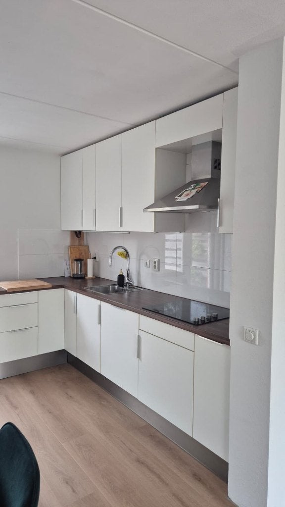 Complete hoekkeuken met inbouwapparatuur | zelf demonteren, Huis en Inrichting, Keuken | Complete keukens, Ophalen, Gebruikt, Wit