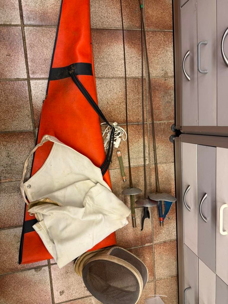 3x zwaard met kap en pak, Ophalen of Verzenden