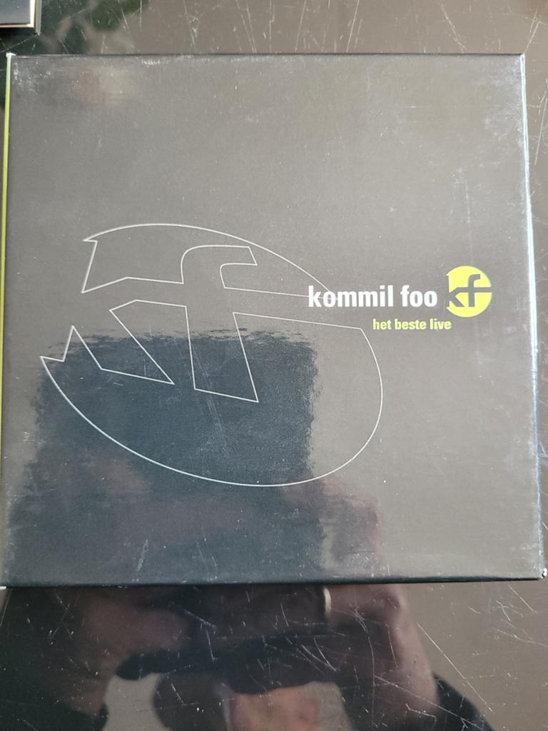 Kommil Foo - Het Beste Live (Gesigneerde Boxset), Ophalen of Verzenden, 2000 - 2009, Gebruikt, Boxset