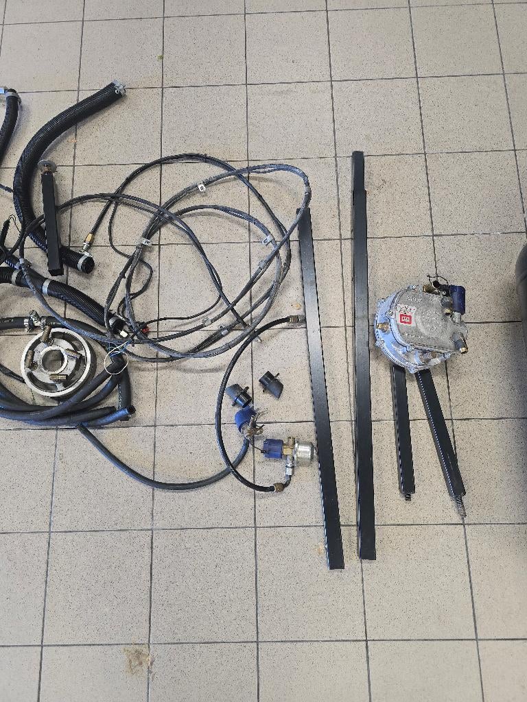 BMW E21 LPG systeem 320/6, Ophalen, Nieuw, BMW