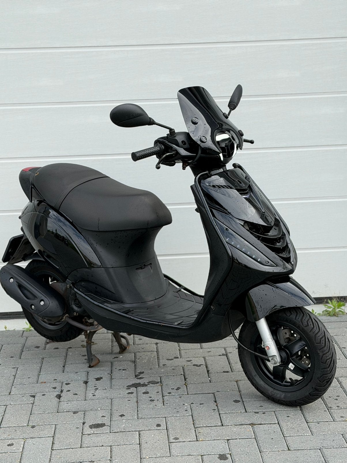 Piaggio zip 50cc e4 brom (garantie)(moet weg), Ophalen