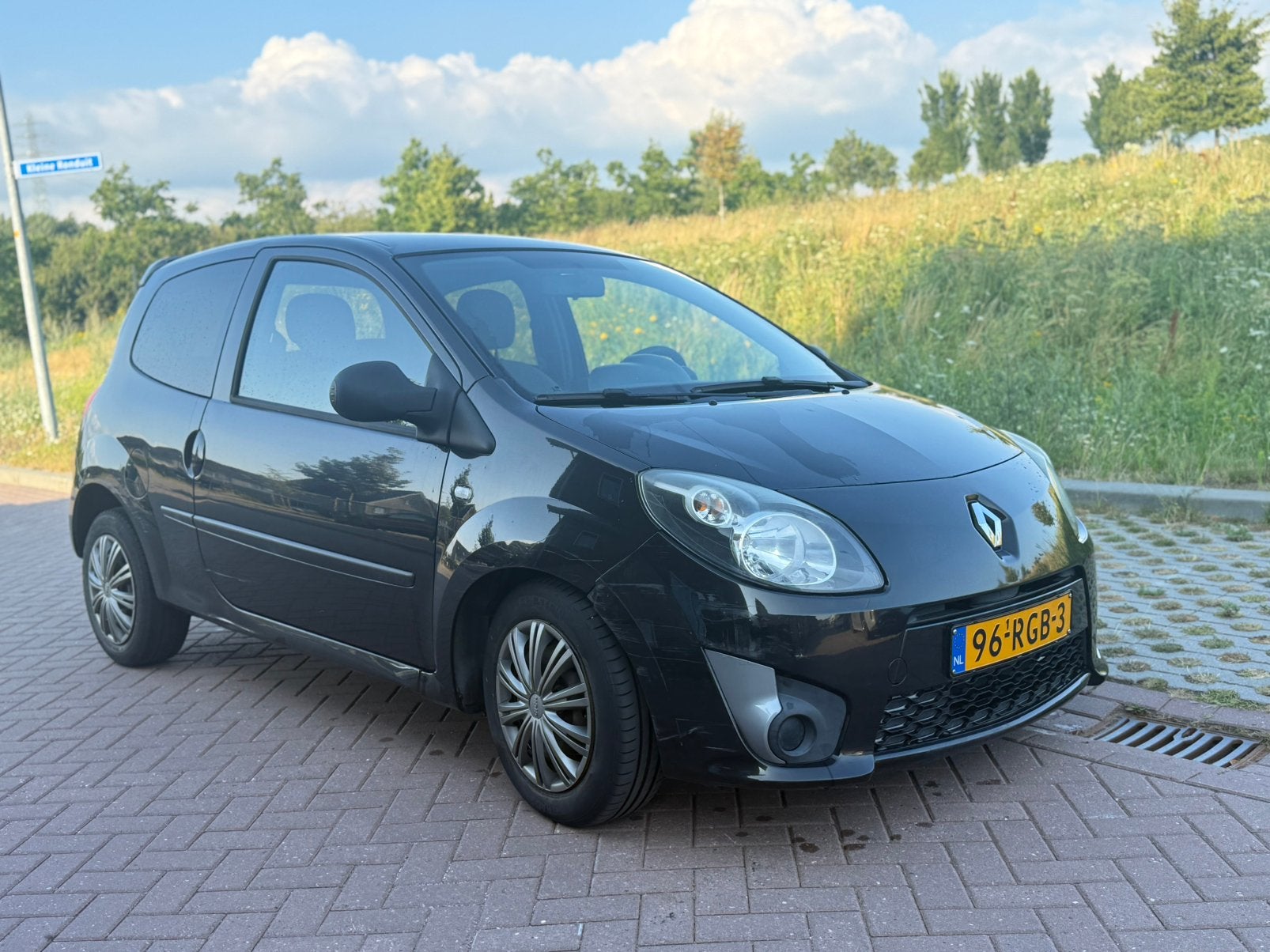 Renault Twingo Day&Night 1.2 16V 2011 Zwart, Auto's, Renault, Particulier, Twingo, Benzine, A, Hatchback, Handgeschakeld, Origineel Nederlands