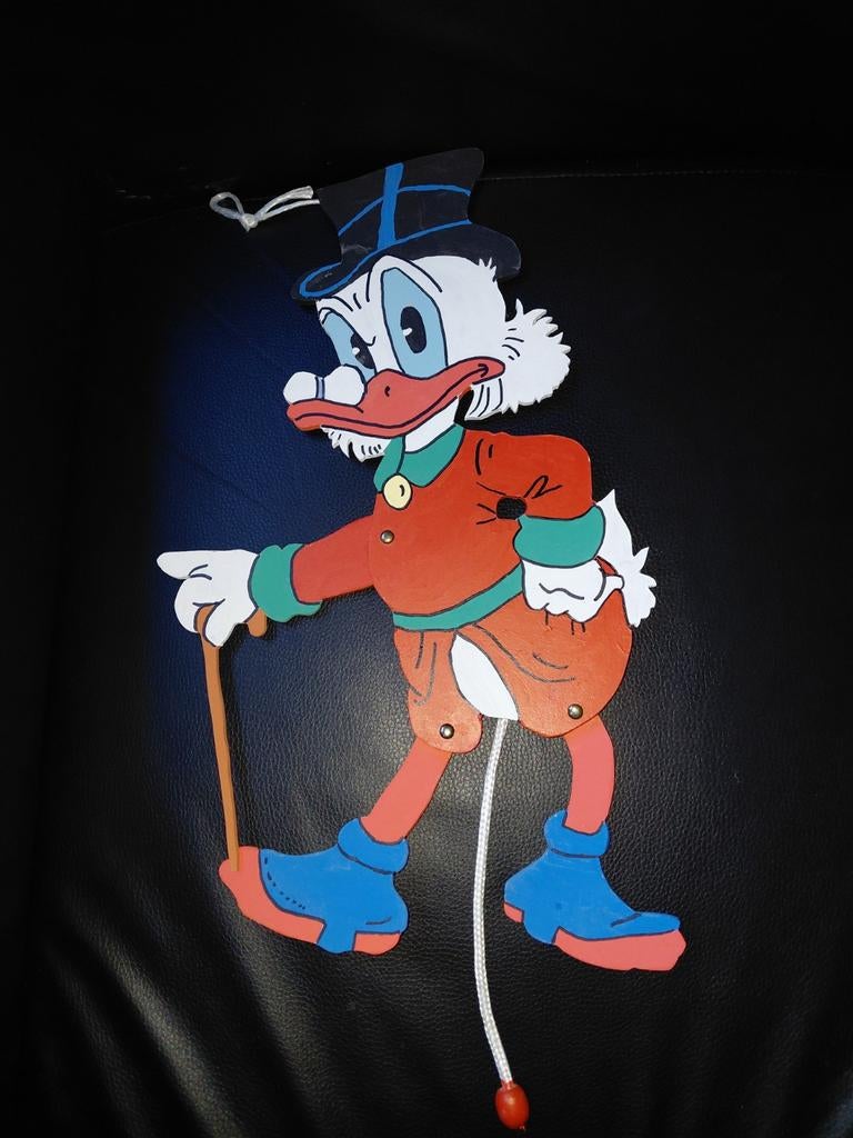 Vintage Disney Trekpop - Dagobert Donald Duck en guus geluk, Ophalen of Verzenden, Donald Duck, Gebruikt, Beeldje of Figuurtje