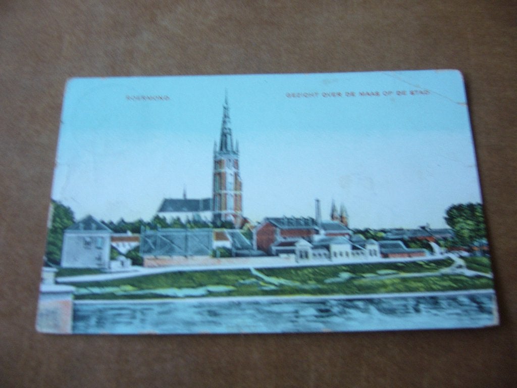 ROERMOND  =  GEZICHT OVER DE MAAS OP DE STAD 1910, Verzamelen, Ansichtkaarten | Nederland, Ophalen of Verzenden, Voor 1920, Gelopen