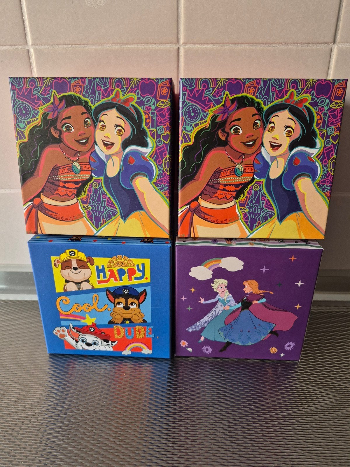 4 DISNEY CADEAUDOOSJES NIEUW, Ophalen, Nieuw, Overige typen, Verjaardag