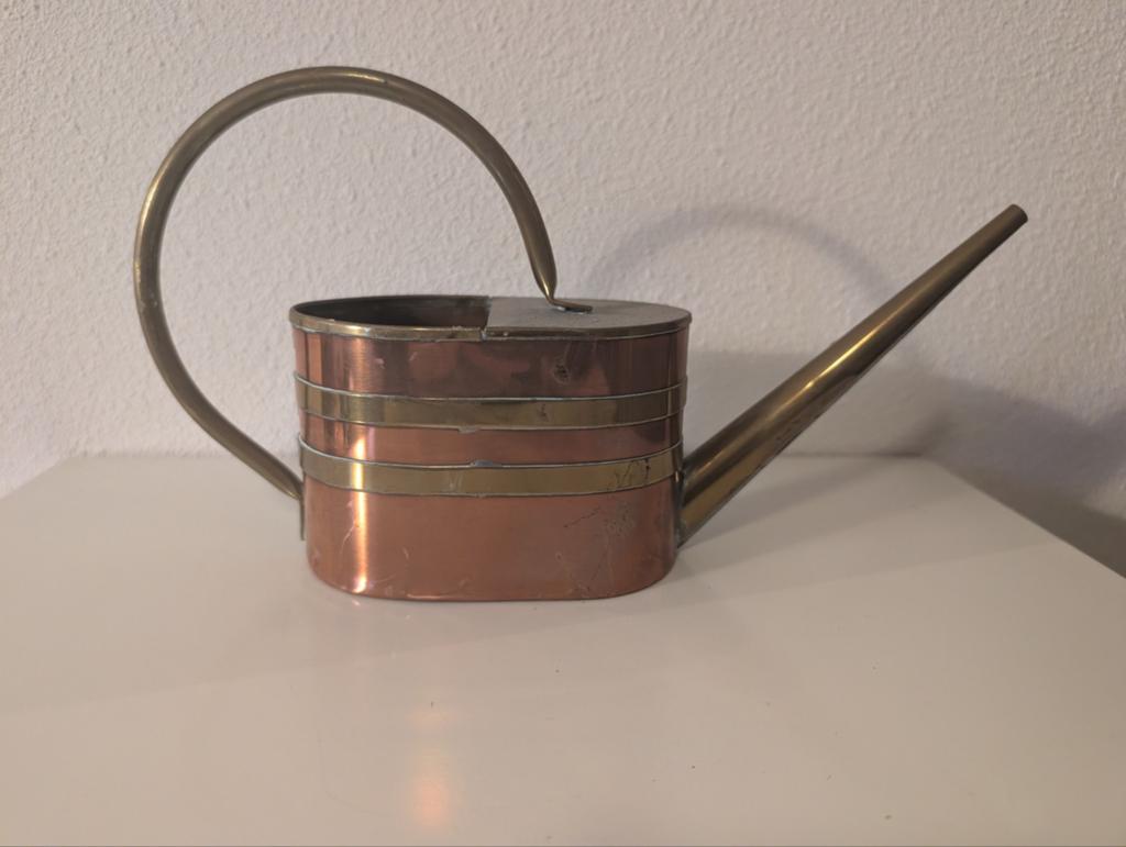 Antieke Koperen Gieter met Bronzen Accent, Ophalen of Verzenden, Koper