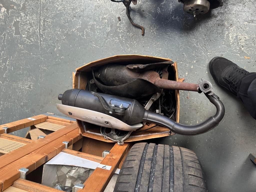 piaggio onderdelen tekoop, Motoren, Ophalen