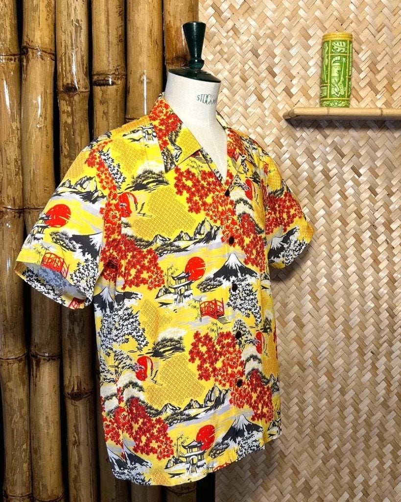 Aloha shirt van het merk Mickey Oye - maat XL, Kleding | Heren, Geel, Nieuw, Ophalen of Verzenden, Halswijdte 43/44 (XL)
