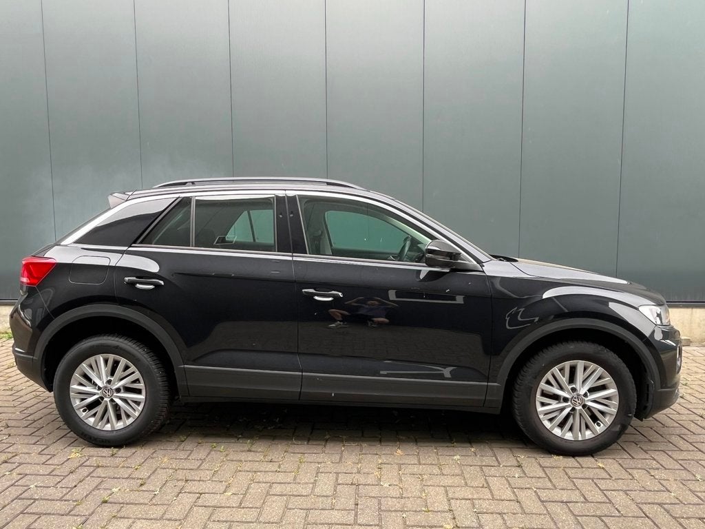 Volkswagen T-Roc 1.0 TSI Style TREKHAAK STOELVERW, Voorwielaandrijving, Stof, Gebruikt, Zwart