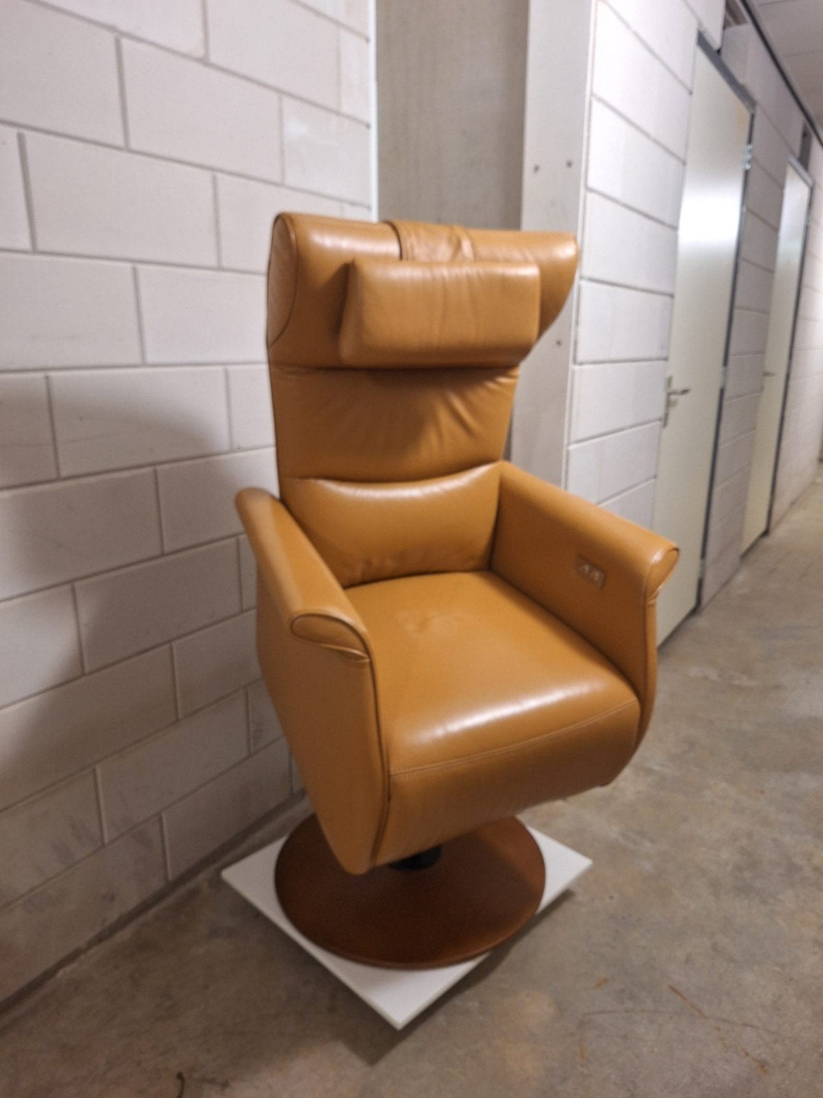 Leren relaxfauteuil met elektrische verstelling, Bruin, Modern, Comfort, Nieuw, Leer
