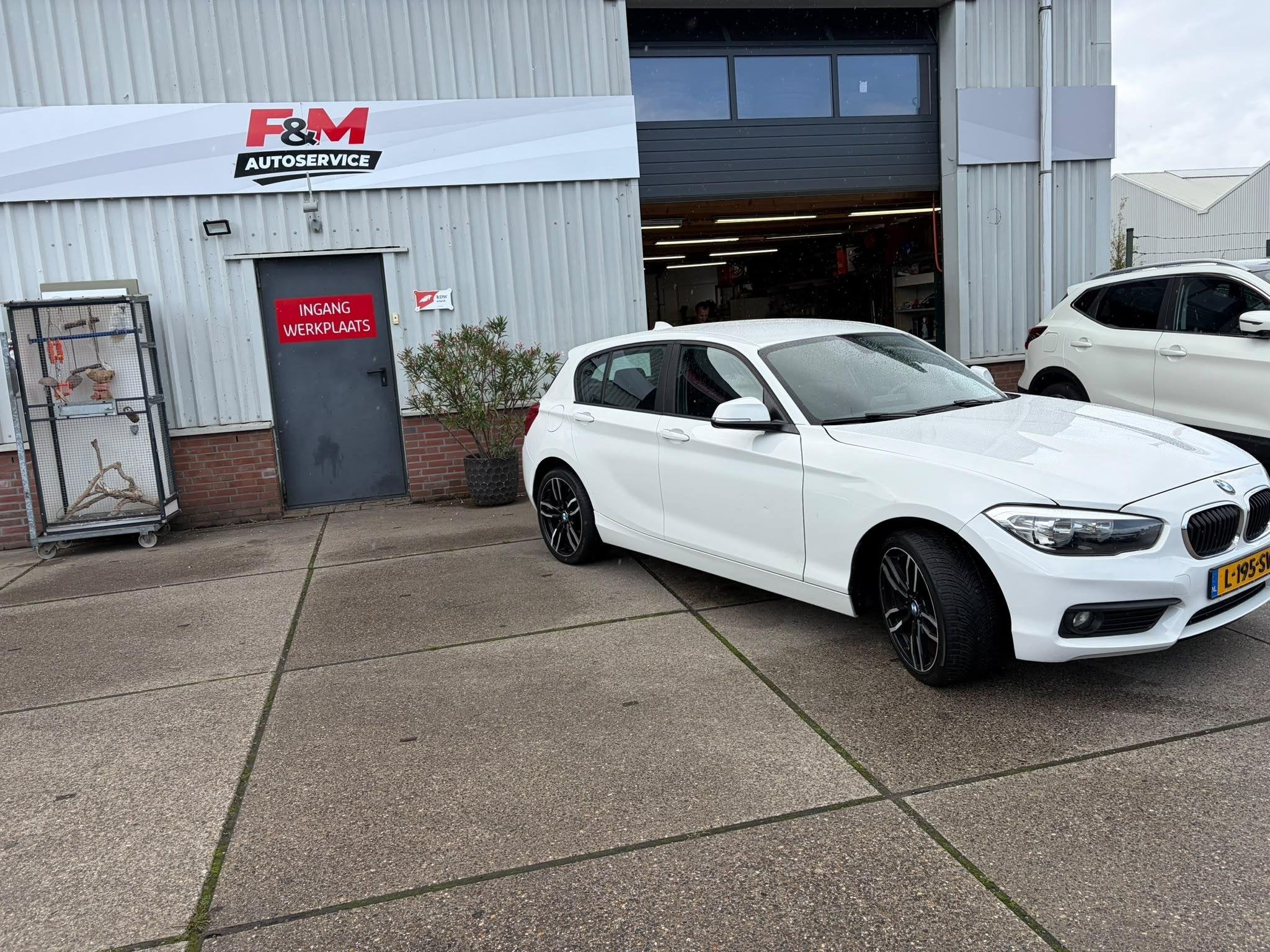BMW 1-serie 116i Centennial Executive Clima, cruise, stoelve, Auto's, 1-Serie, Euro 6, Wit, 19 km/l