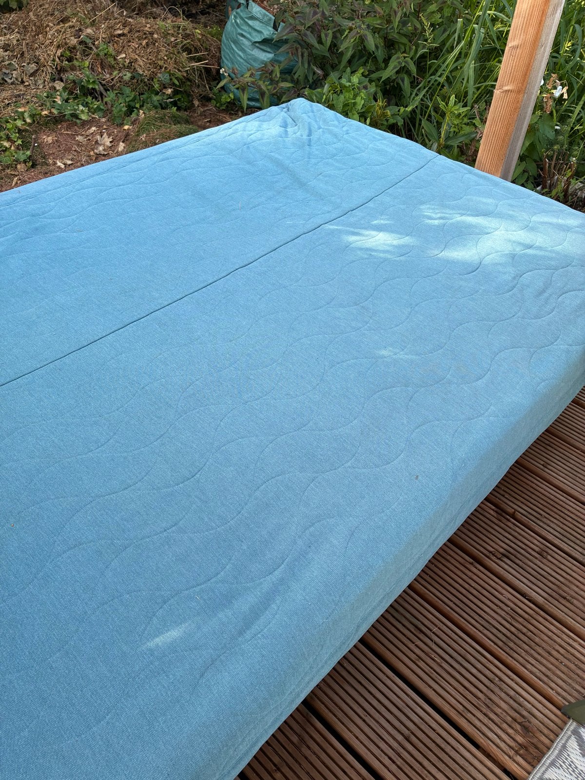Blauw matras, slaapbank  ikea Gratis, Ophalen, Gebruikt, 140 cm, Twijfelaar