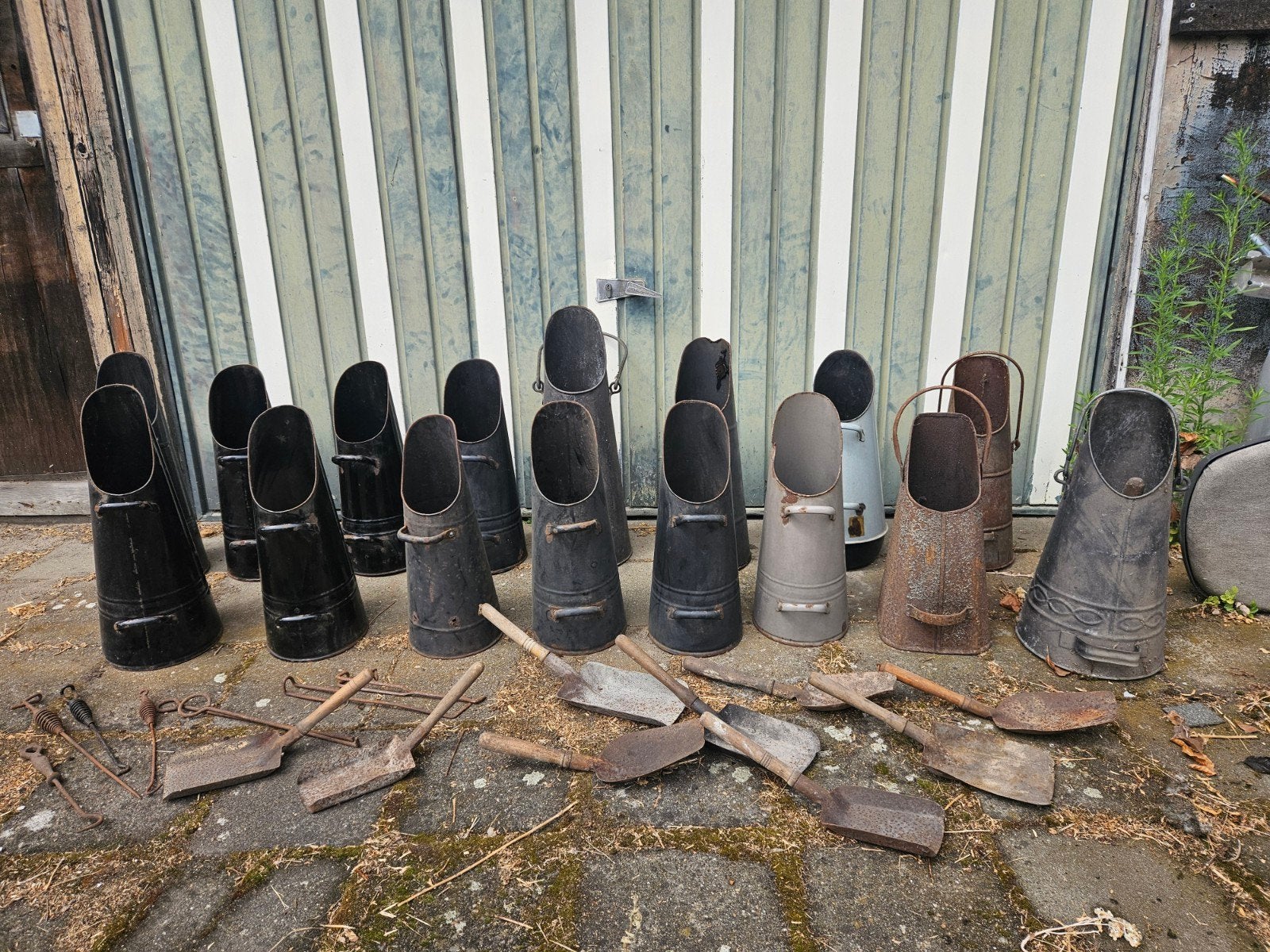 Partij Antieke Kolenkitten(16stuks) Emaille&Decoratief roest, Ophalen, Hout, Houtkachel
