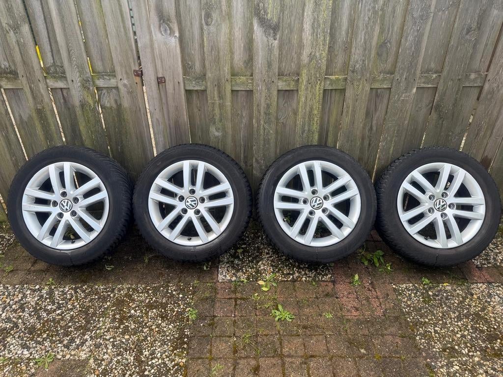 Volkswagen golf velgen OE 16 INCH met all season banden, Ophalen of Verzenden, Volkswagen