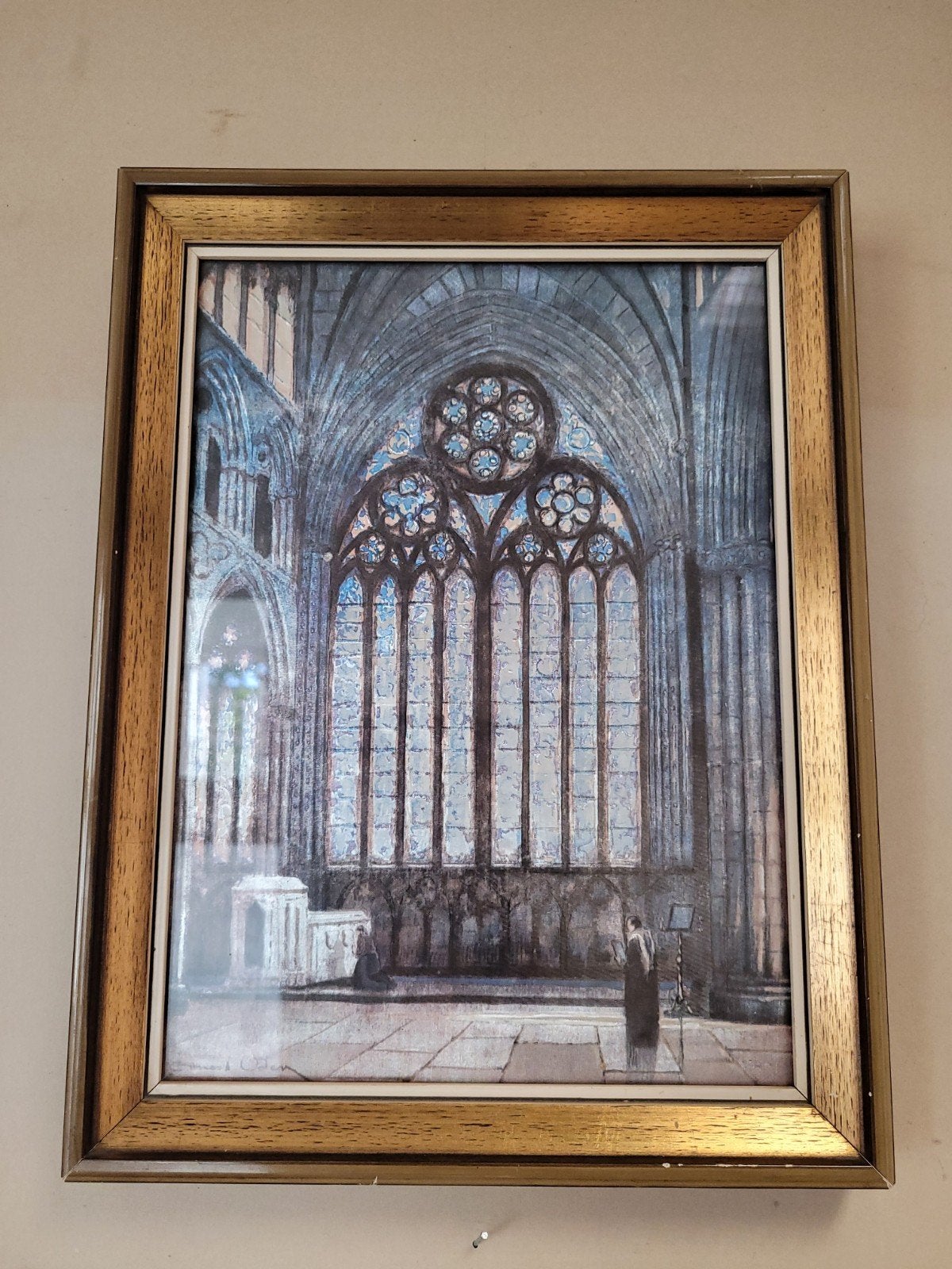 Schilderij van een kerkinterieur met glas-in-loodramen, Oud hollands, Achter glas, Ophalen of Verzenden, Aquarel