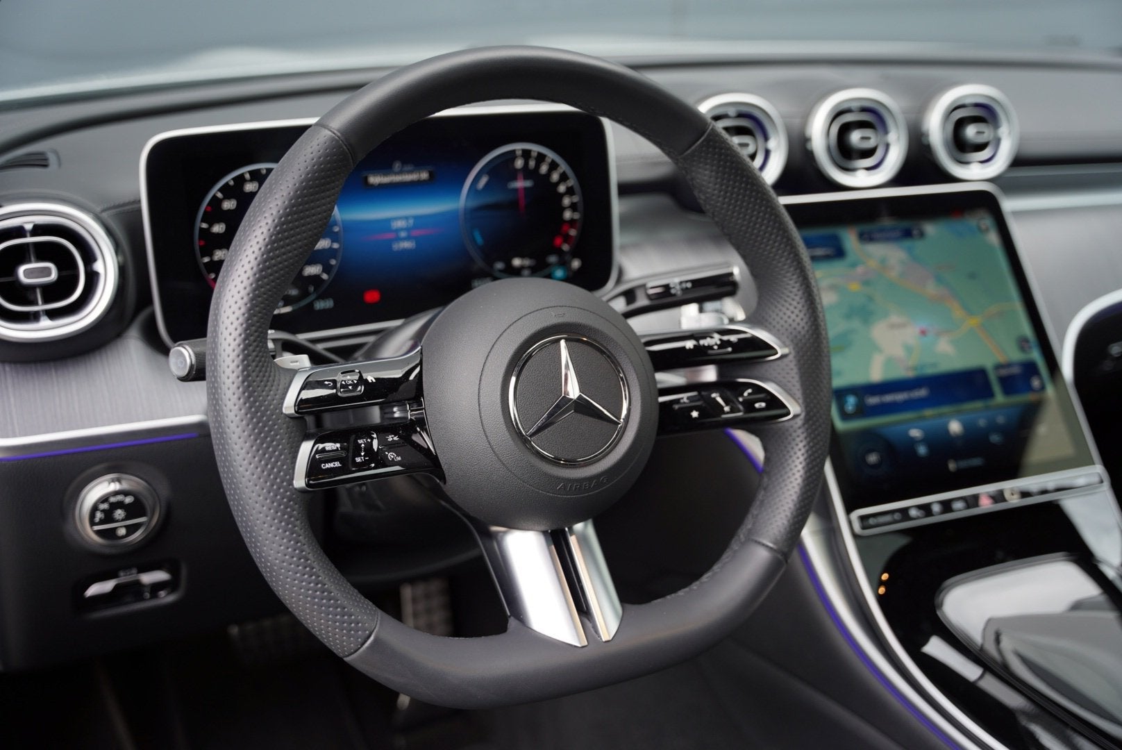Foto 9 van Mercedes-Benz CLE Coupé 300 e AMG |Pano|Burmester|Memory|36