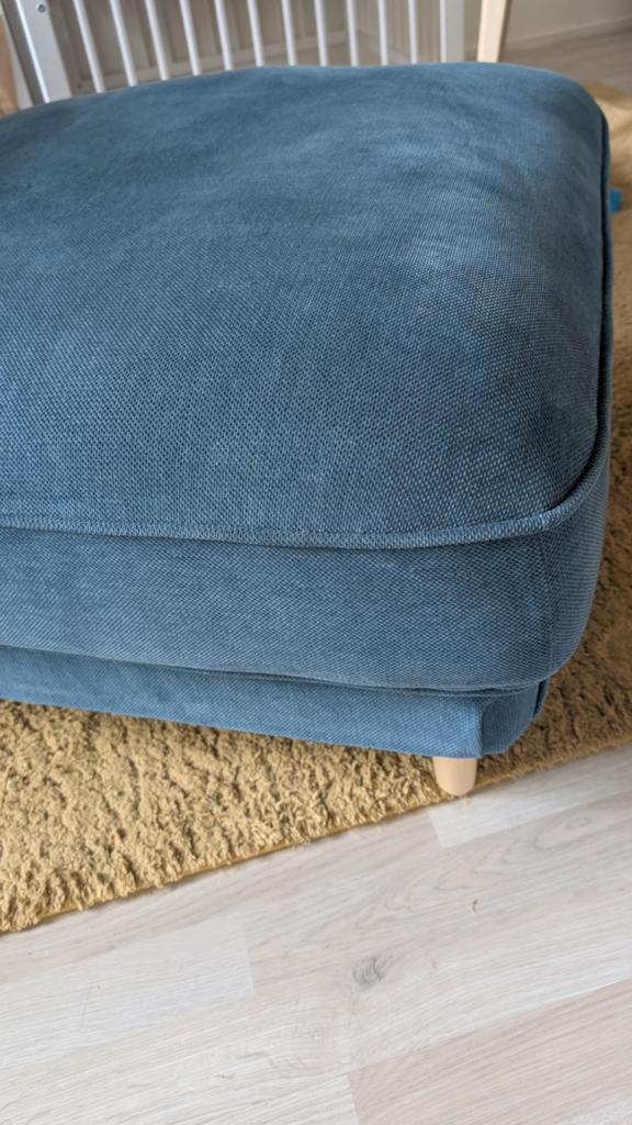IKEA ESSEBODA poef/voetenbank blauw, Huis en Inrichting, Ophalen, Zo goed als nieuw, Rechthoekig