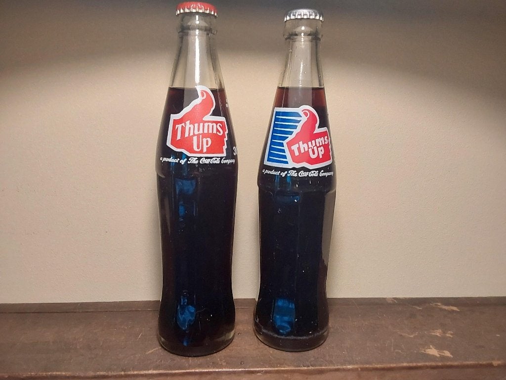 Coca Cola Company Thumps Up Cola 2 stuks, Ophalen of Verzenden, Zo goed als nieuw